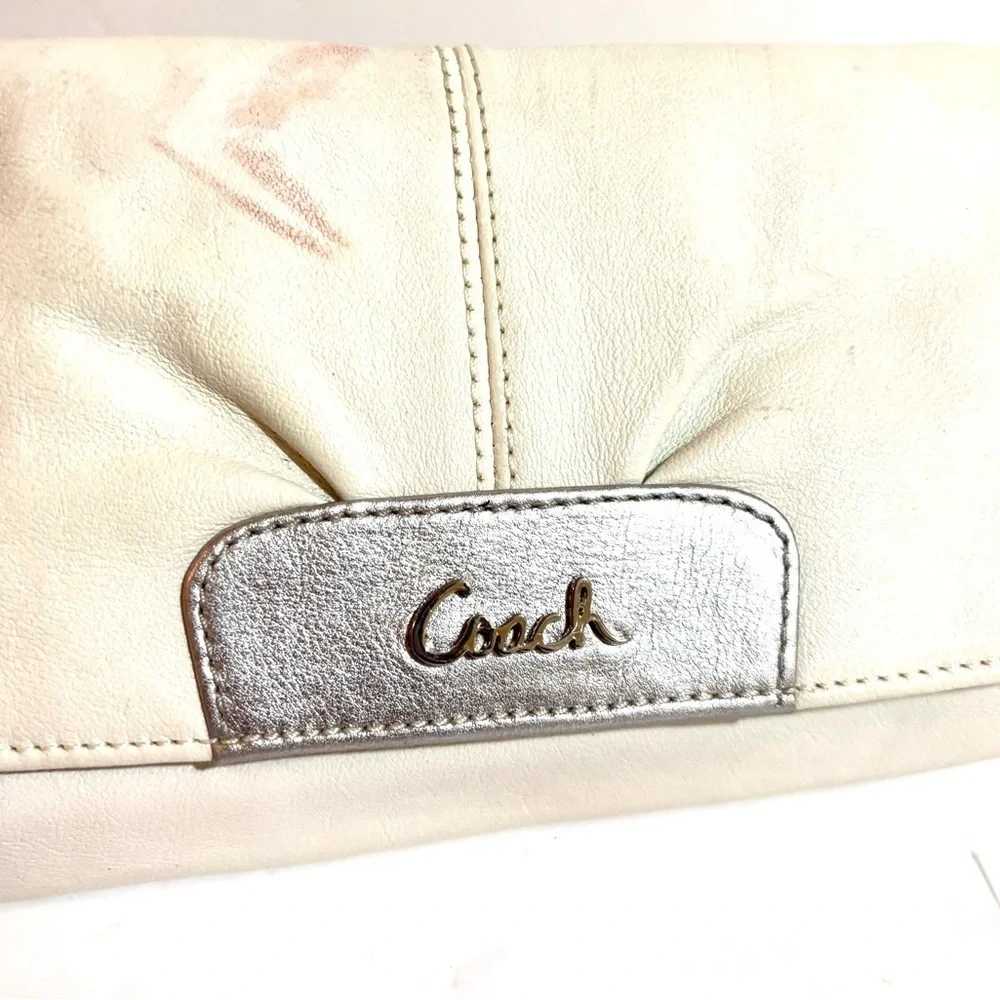 Coach White Wristlet Clutch bag